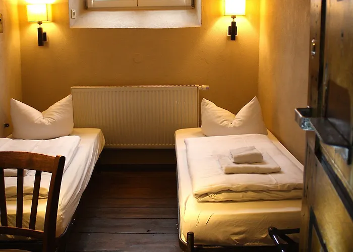 Knast-hotel Fronfeste 2*