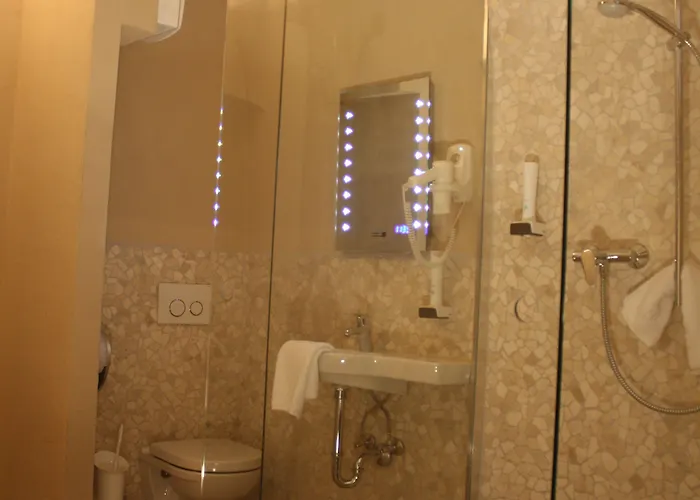 Knast-hotel Fronfeste