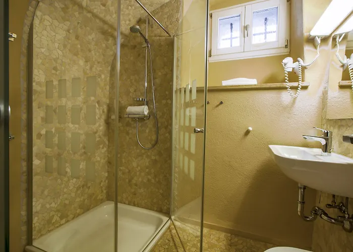 Szálloda Knast-hotel Fronfeste 2*