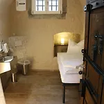 Knast-hotel Fronfeste 2*