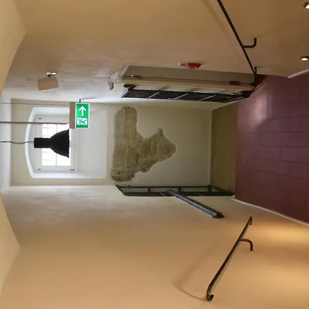 Knast-hotel Fronfeste