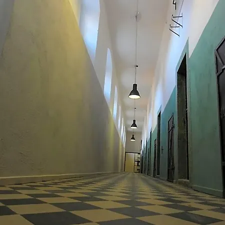 Knast-hotel Fronfeste 2*