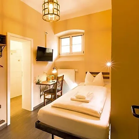 Knast-hotel Fronfeste آمبرغ