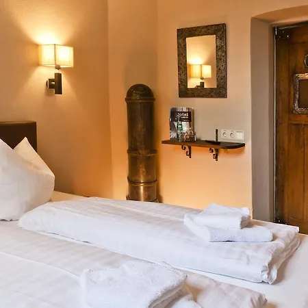 Knast-hotel Fronfeste