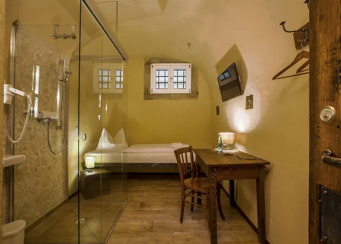 فندق Knast-hotel Fronfeste